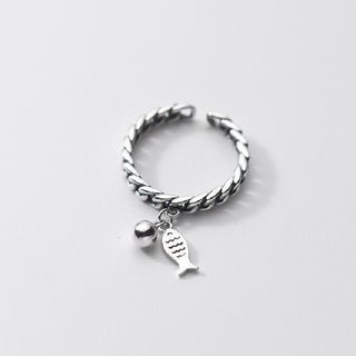 Fish Womens Shiny Twisted Band Fish-Shaped Charm Adjustable Open Ring Antique Silver R264 product image 1