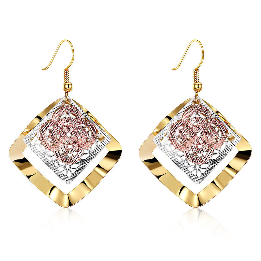 Yellow Gold Platinum Plated Earrings Chandelier Fish Hook Clasp L627