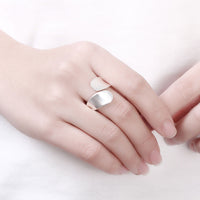 Platinum Plated Fashion Ring For Women B168