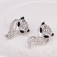 White Gold Zirconia Stud Fox Earrings L72