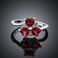 Sterling Silver Plated Heart CleverZirconia Flower Band Ring Size 8 B143