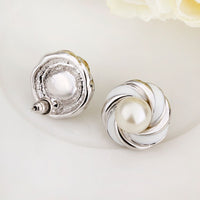 White Gold Pearl Epoxy Stud Earrings L68