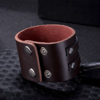 Leather Bracelet  9 Inches 49MM Push button L444