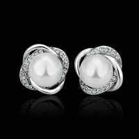 White Rose Gold Plated Pearl Zirconia Stud Earrings L69