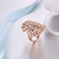 Yellow Gold Plated Ring Fashion Cocktail Flower B481